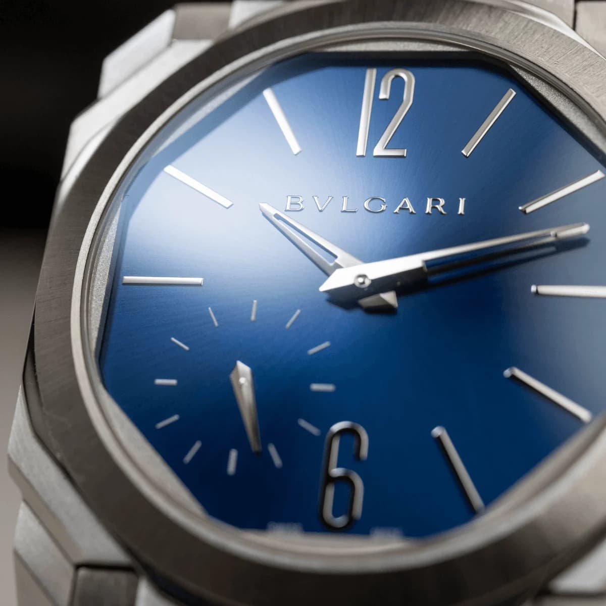 La boutique sélectionne 5 montres à moins de 10 000€ pour l'été