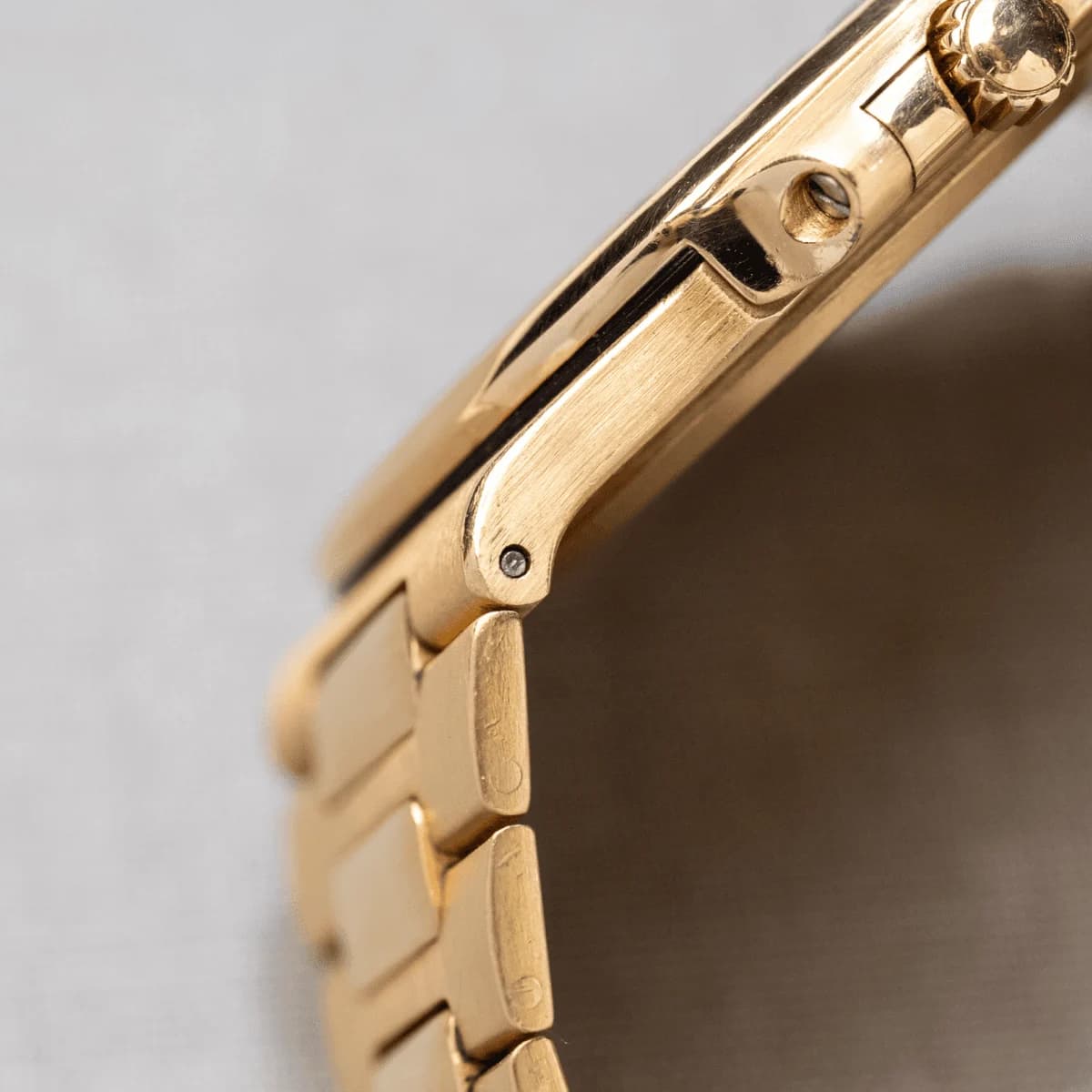 Patek Philippe Nautilus 3800 : la revanche de la "mid-size"