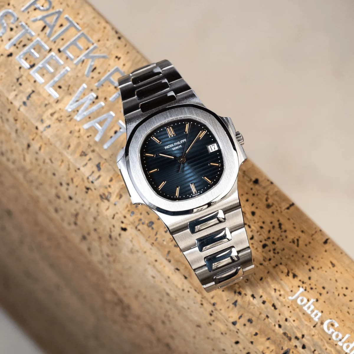 Patek Philippe Nautilus 3800: the comeback of the “mid-size”