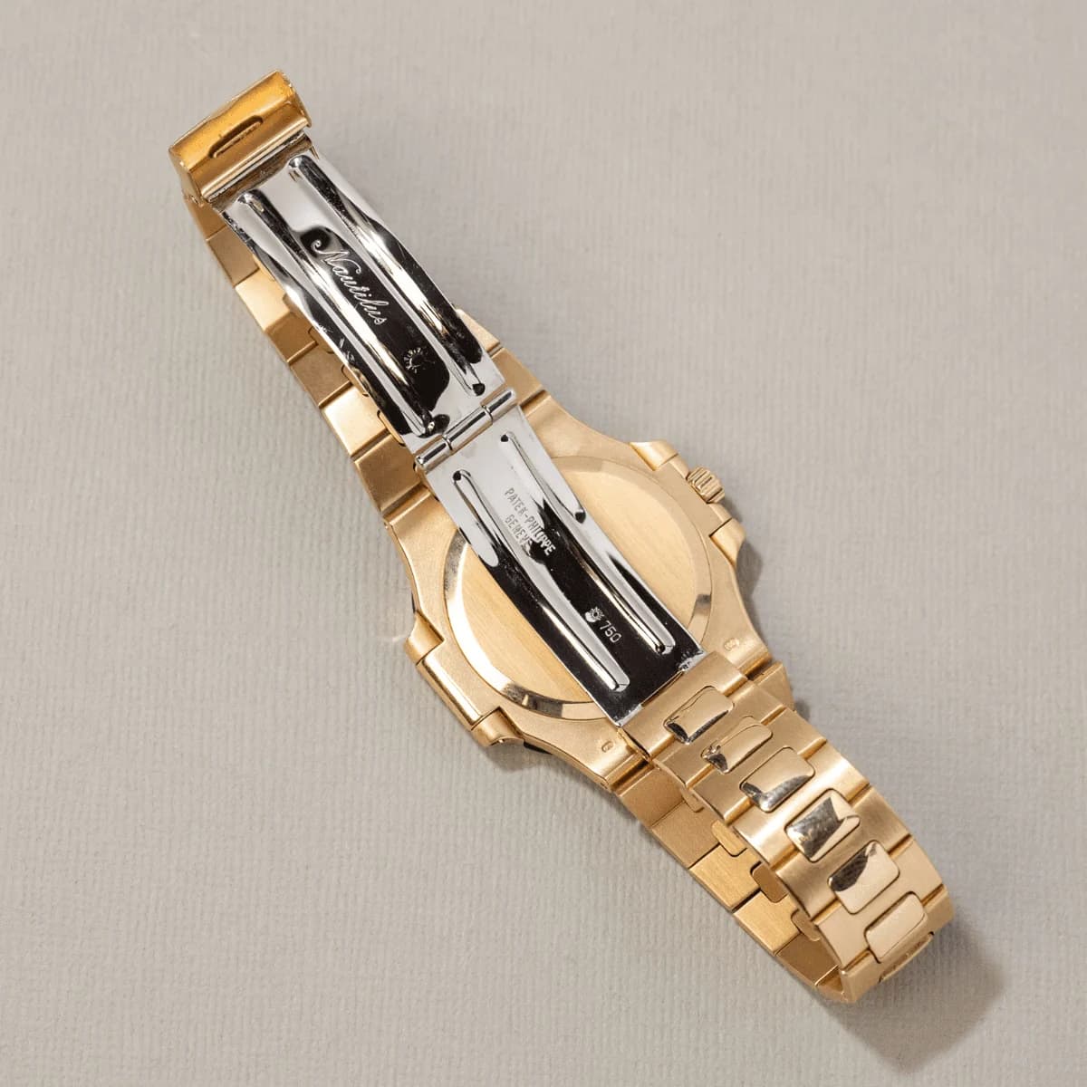 Patek Philippe Nautilus 3800: the comeback of the “mid-size”