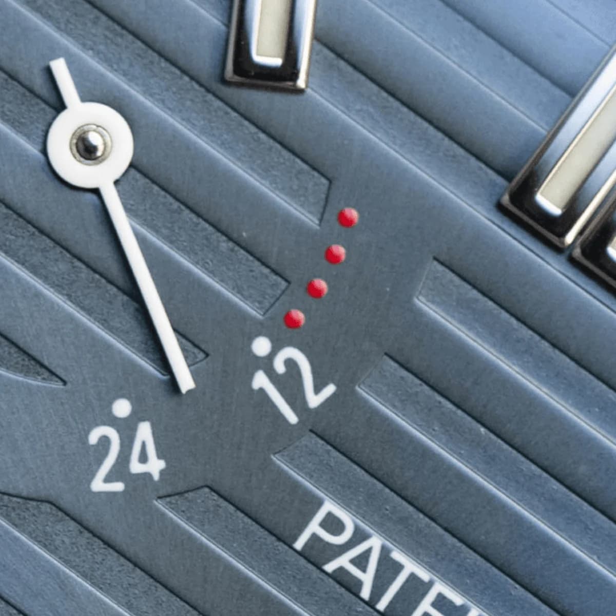 Revue complète de la Patek Philippe Nautilus référence 3712