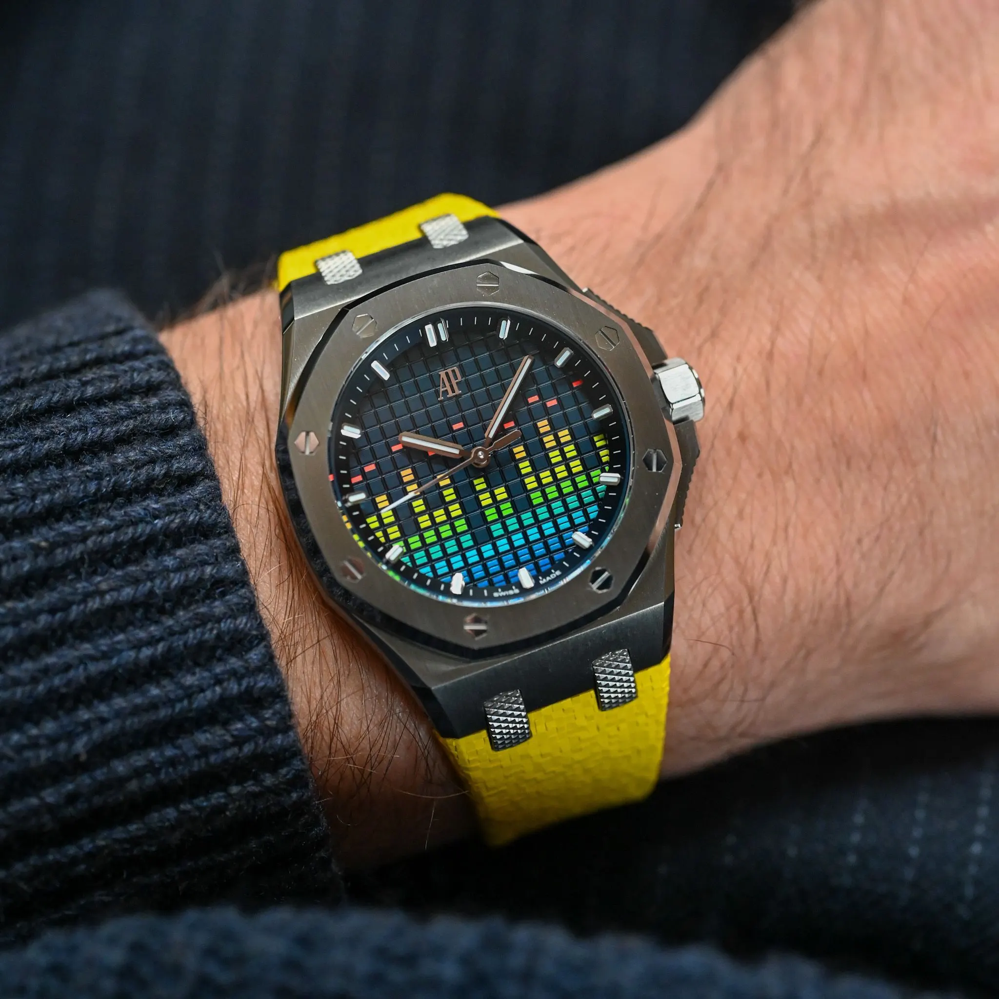 Royal Oak Offshore 77600TI Rubber  – 2022