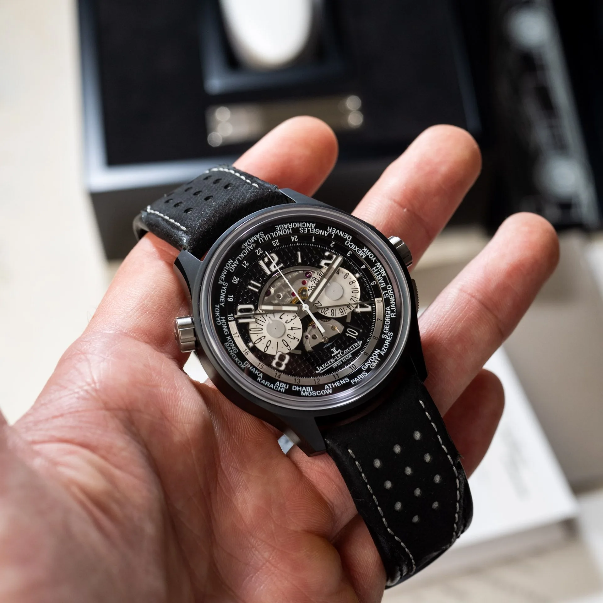 AMVOX5 Q193J471 Composite "Aston Martin" – 2012