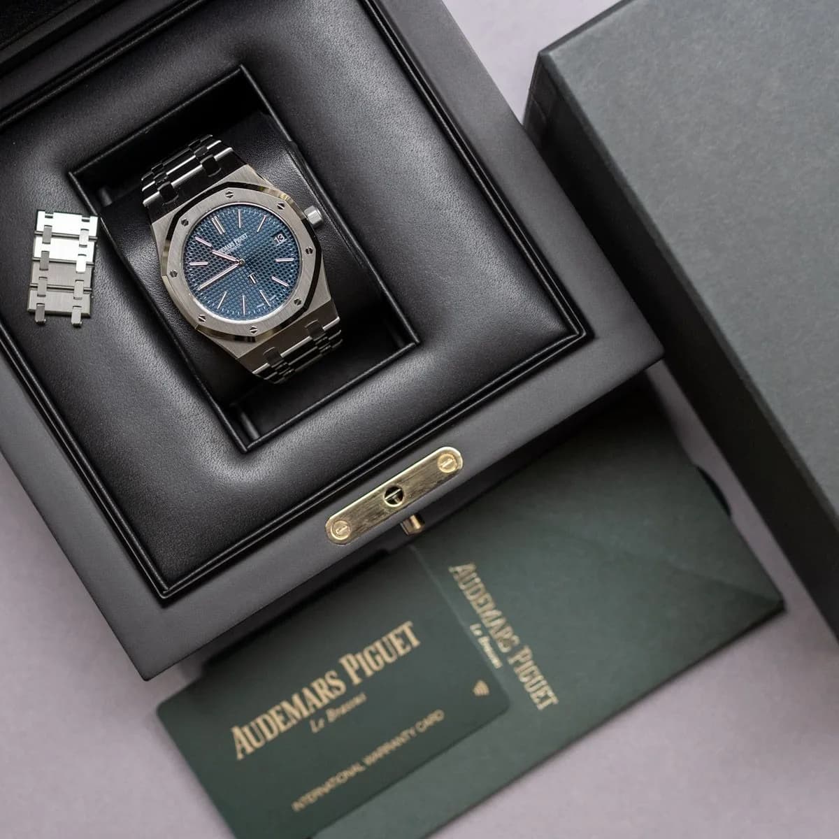 Royal Oak 15202ST Stainless Steel  – 2019