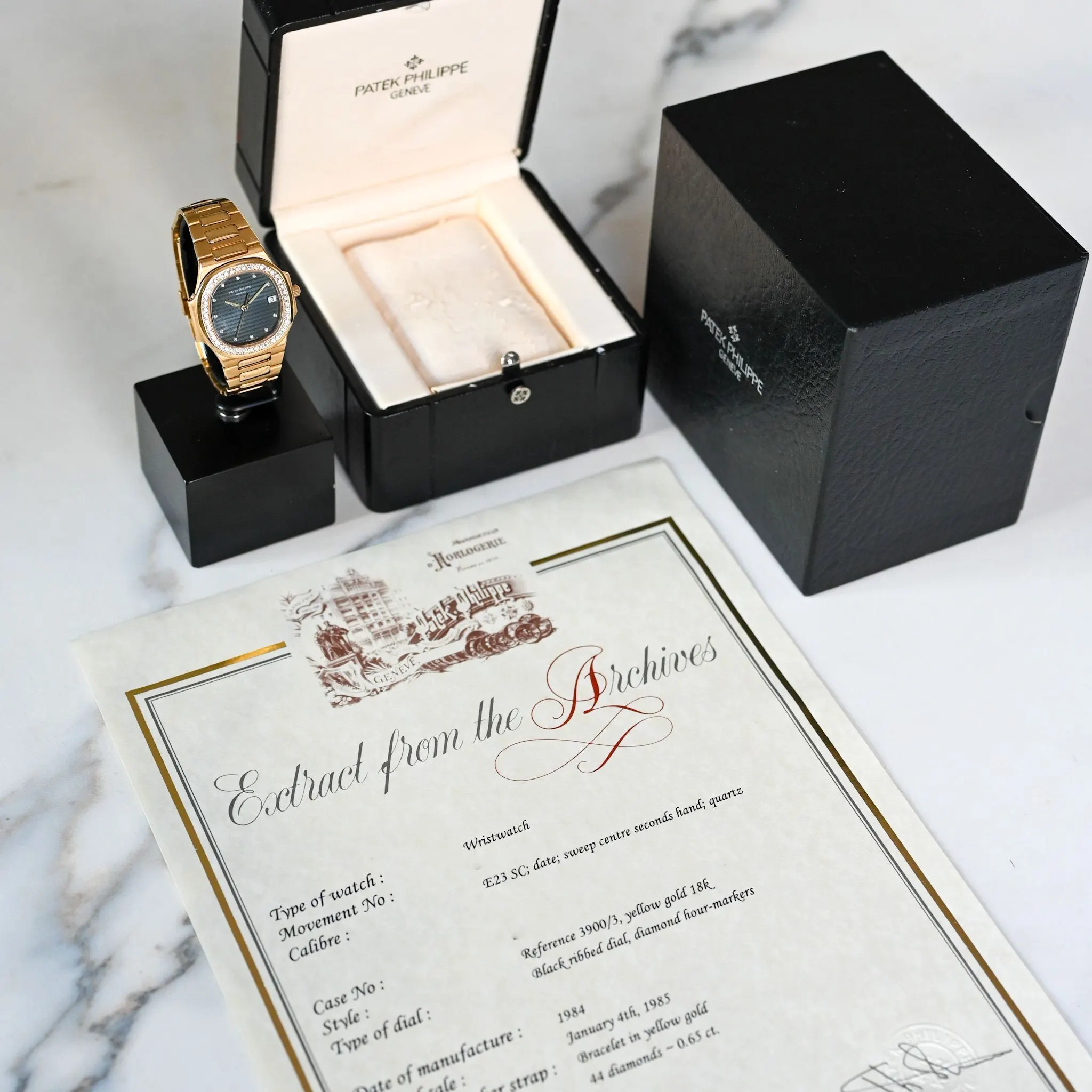 Nautilus 3900/3J Yellow Gold  – 1984