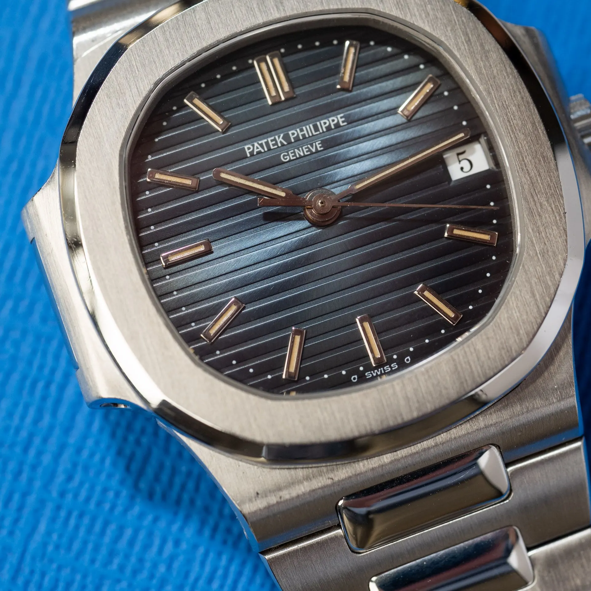 Nautilus 3800/1A Acier "Mid-Size" – 1997