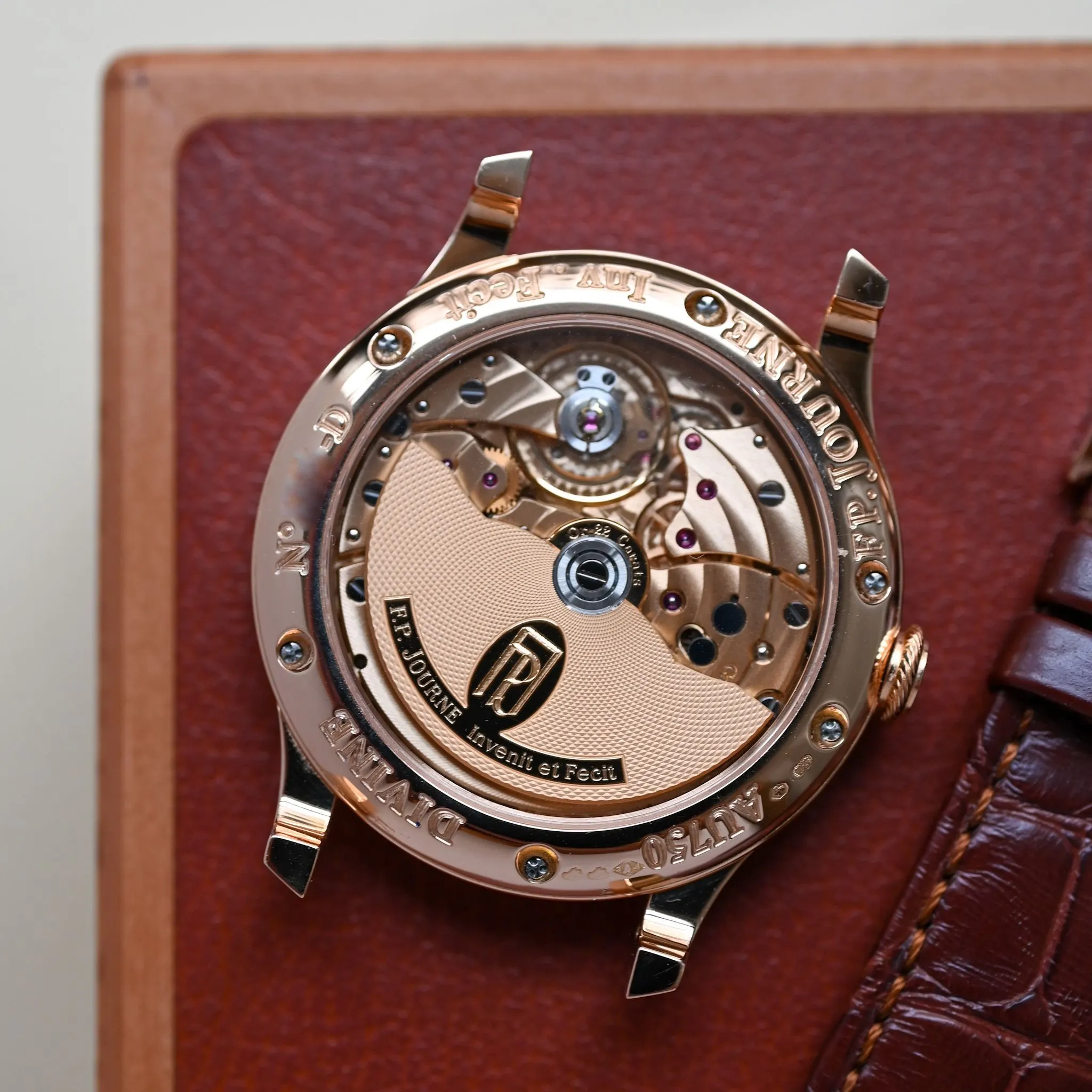 Octa divine D Leather  – 2021