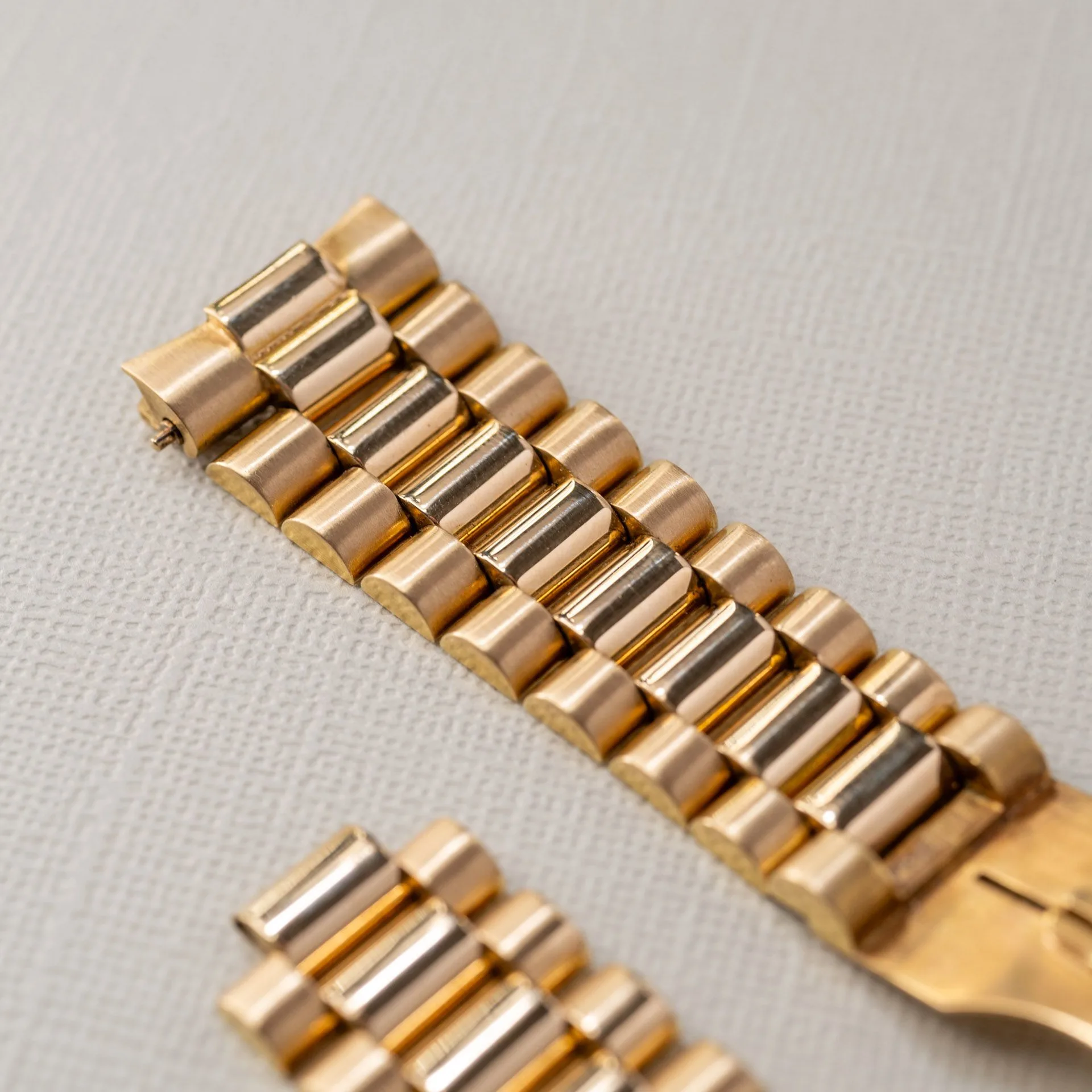 Day-Date 1803 Or Jaune "Confetti" – 1972