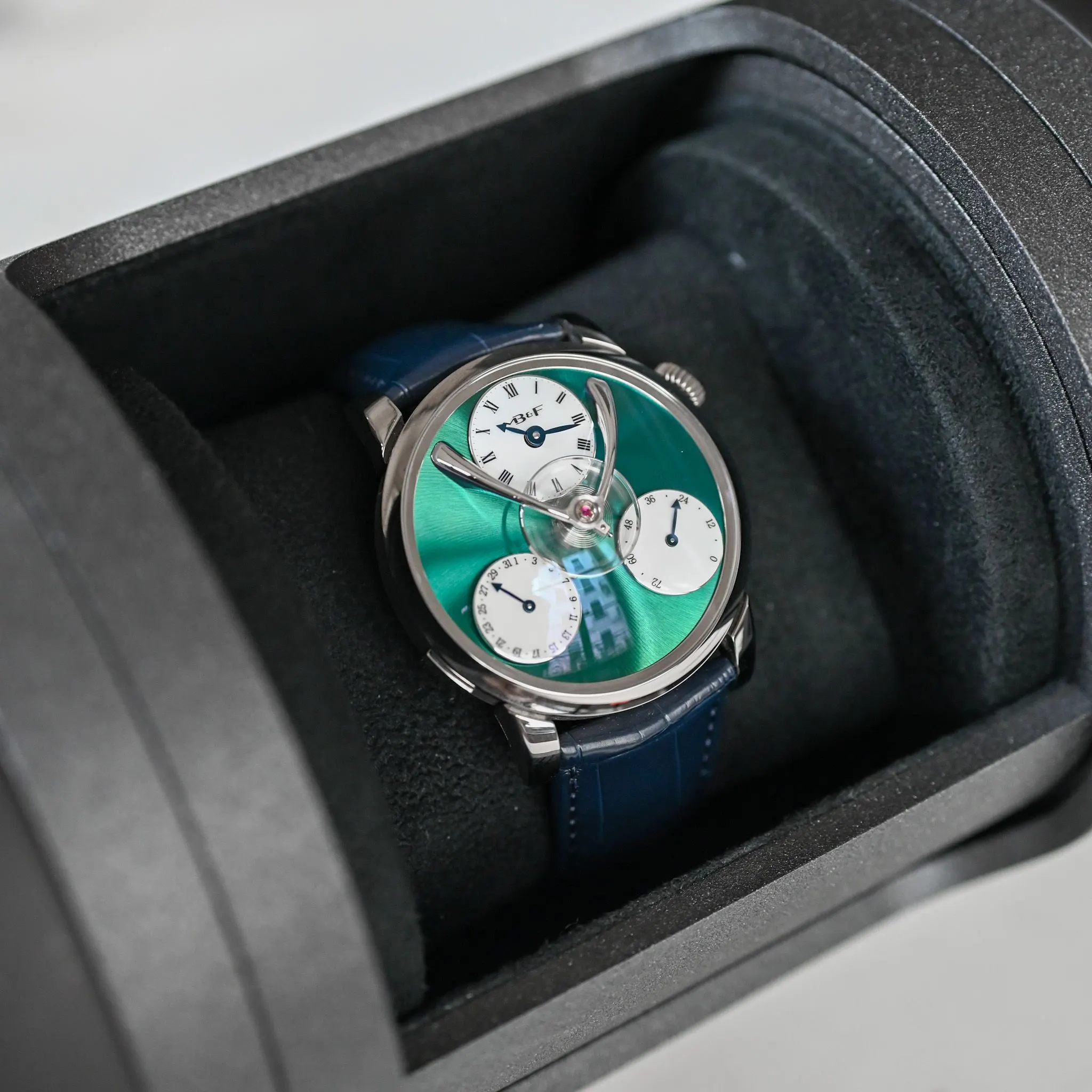 Split Escapement SE Leather  – 2022