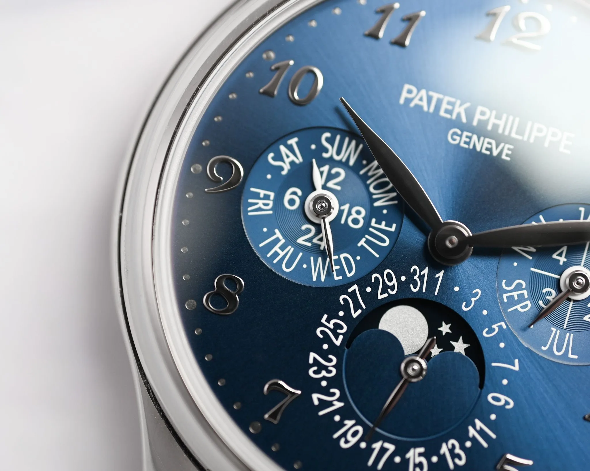 Perpetual Calendar 5327G Leather  – 2018