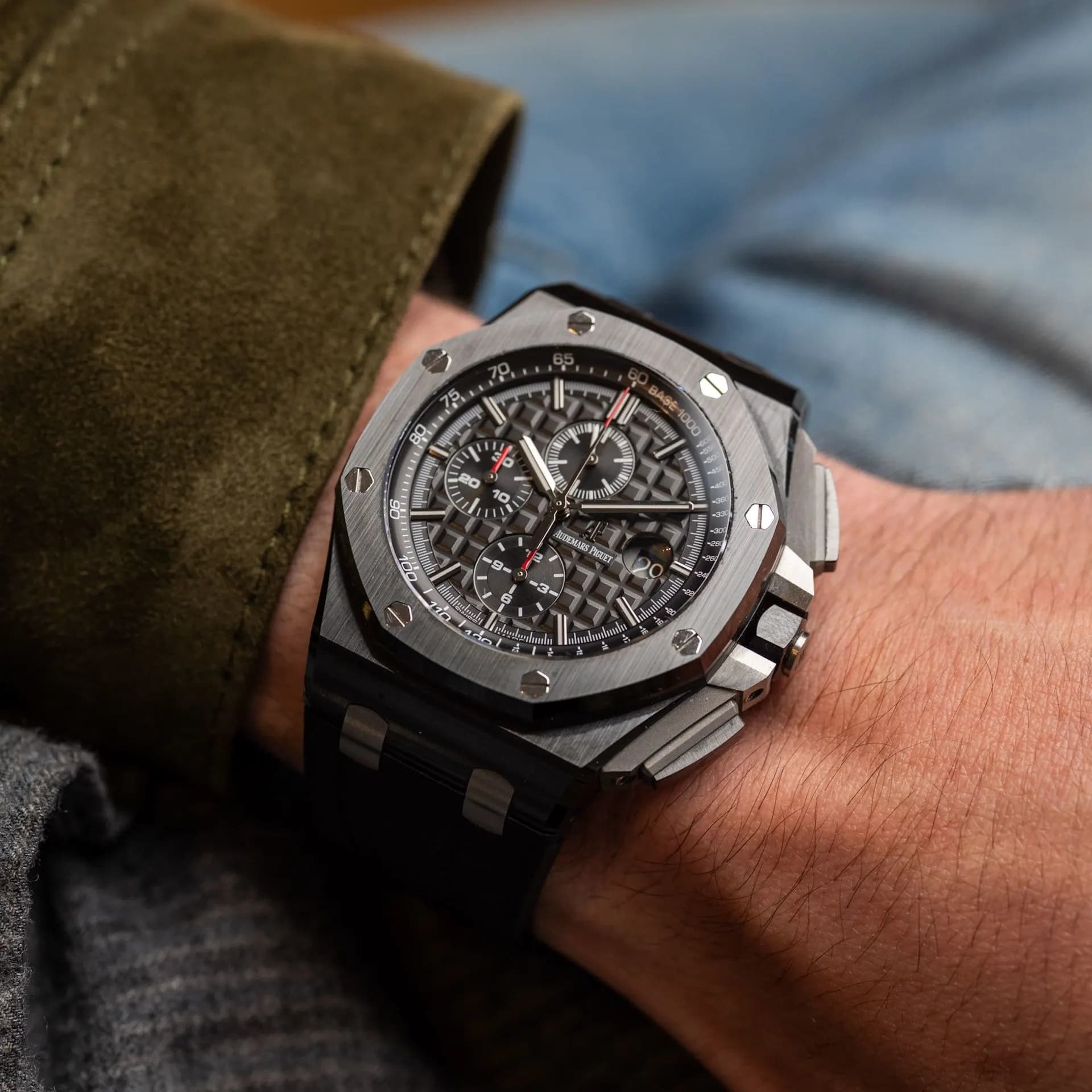 Royal Oak Offshore 26402CE.OO.A002CA.01 Rubber "Black Ceramic" – 2013