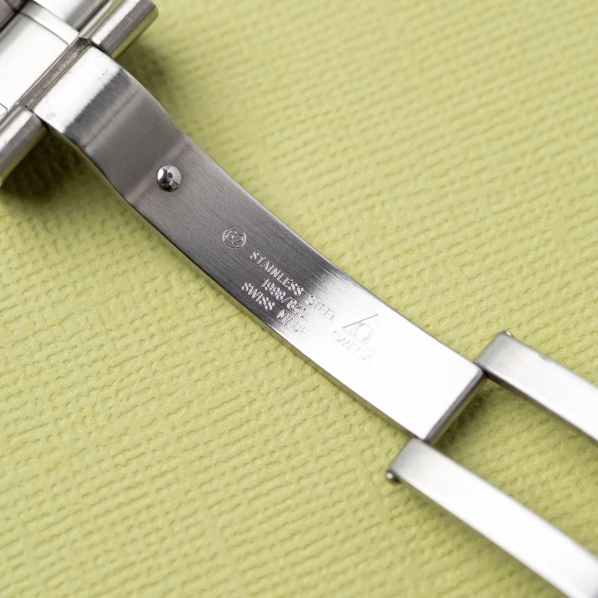 Speedmaster 3572.50.00 Acier "Hesalite Sandwich" – 2005