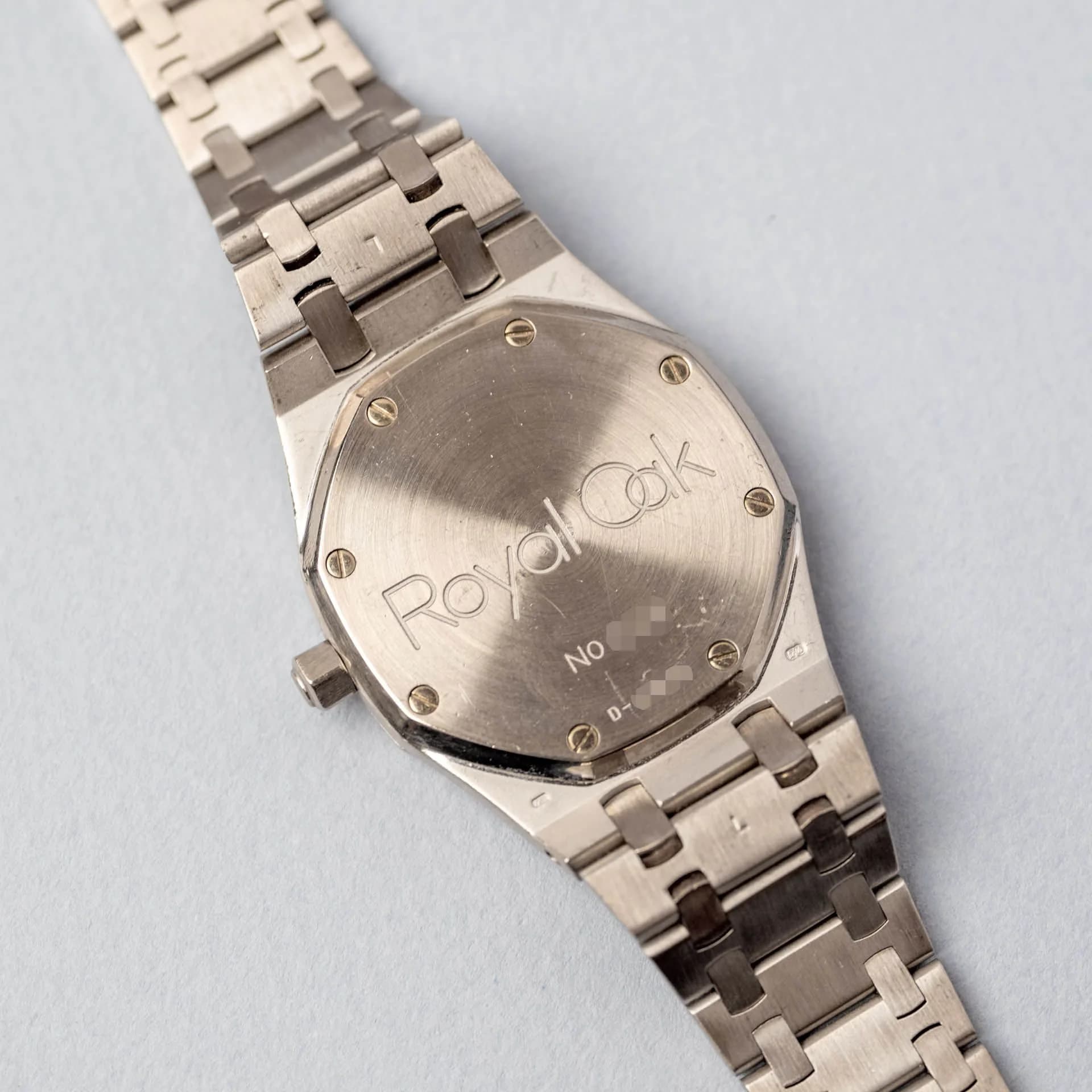 Royal Oak 14813BC.ZZ.0789BC.12 White Gold "Mother of pearl" – 2000