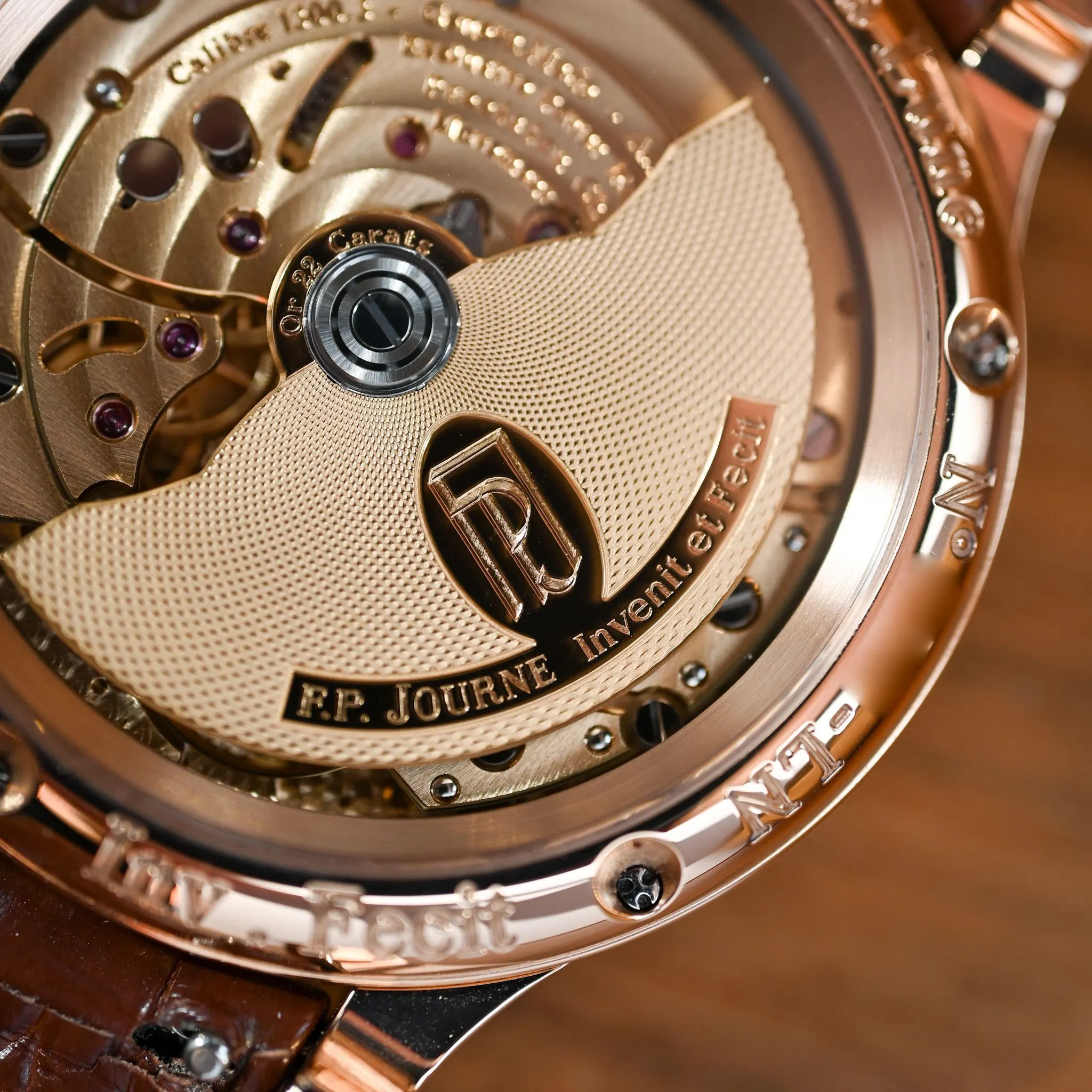 Octa Lune Leather  – 2021