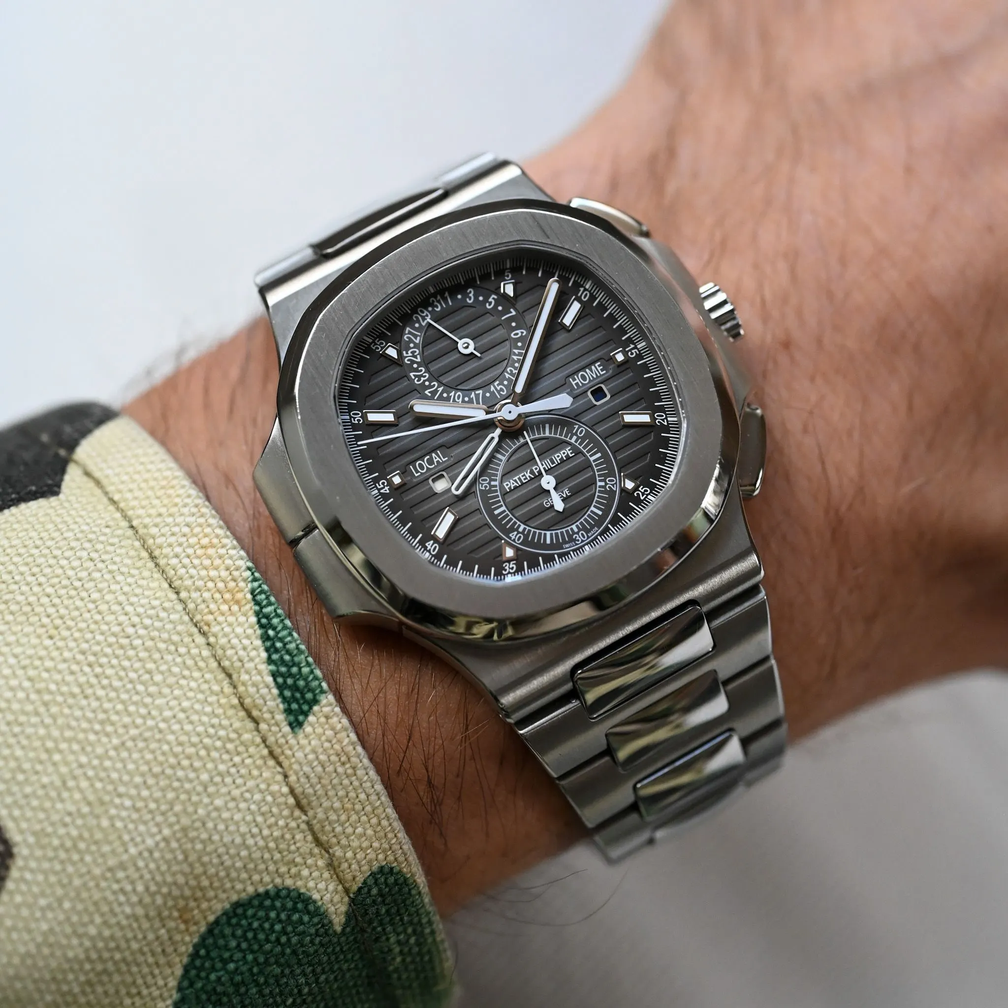 Nautilus 5990/1A-001 Stainless Steel  – 2015