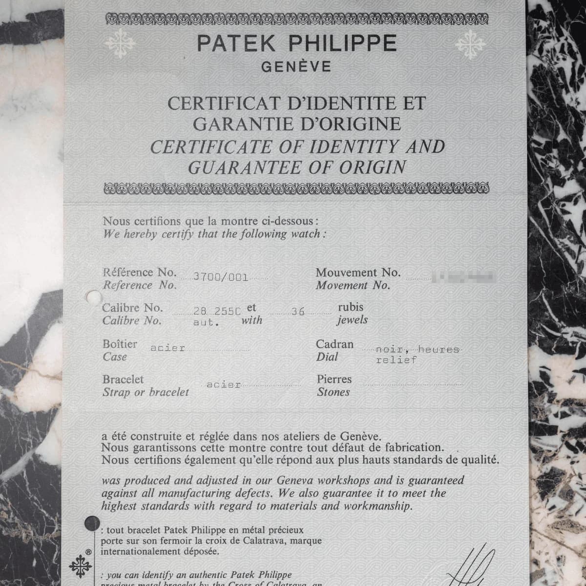 L’histoire de la Patek Philippe Nautilus 3700 : naissance d’une icône horlogère