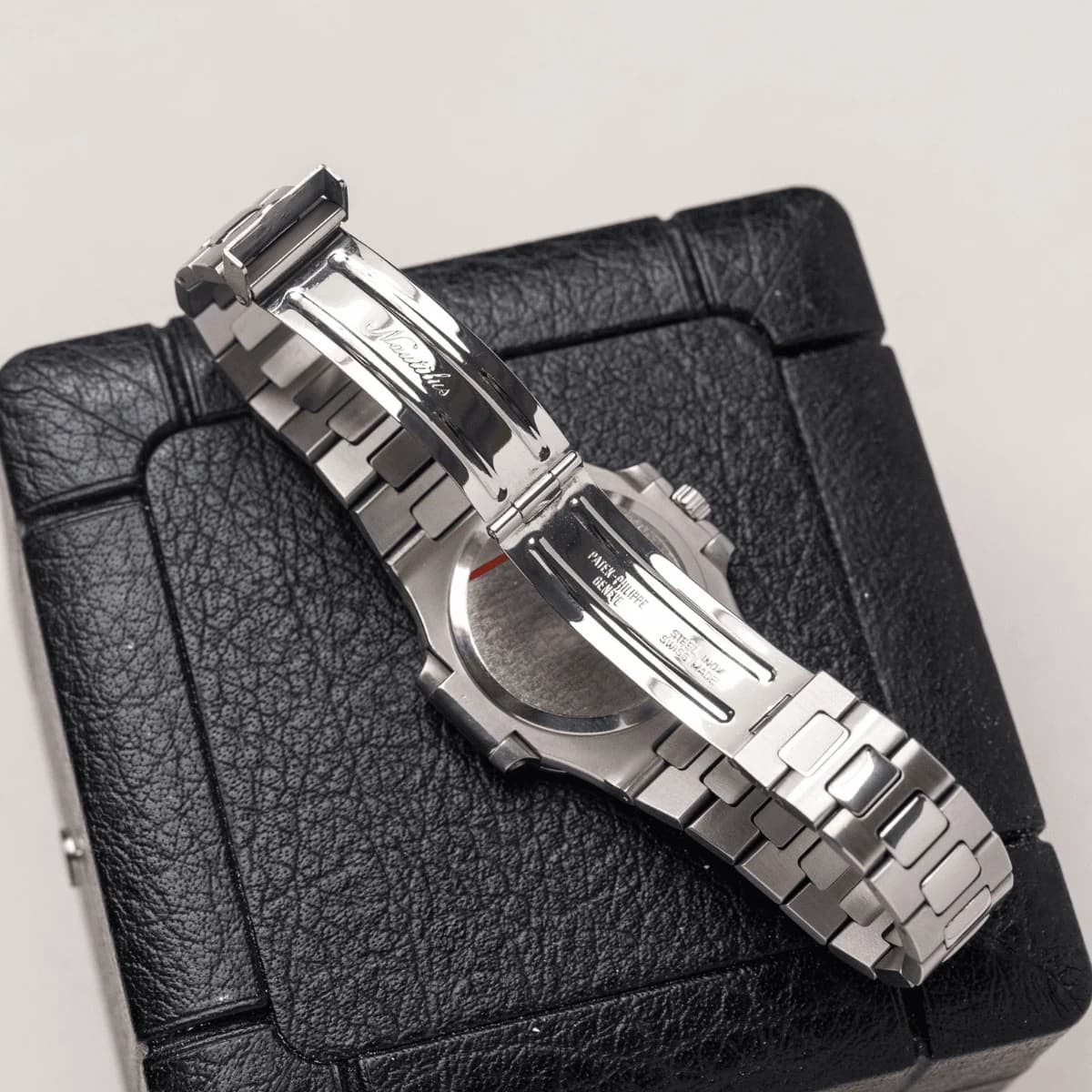 Patek Philippe Nautilus 3800: the comeback of the “mid-size”