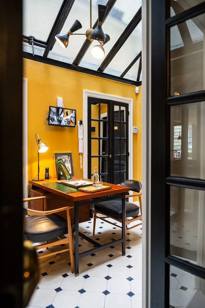 Le Showroom Parisien