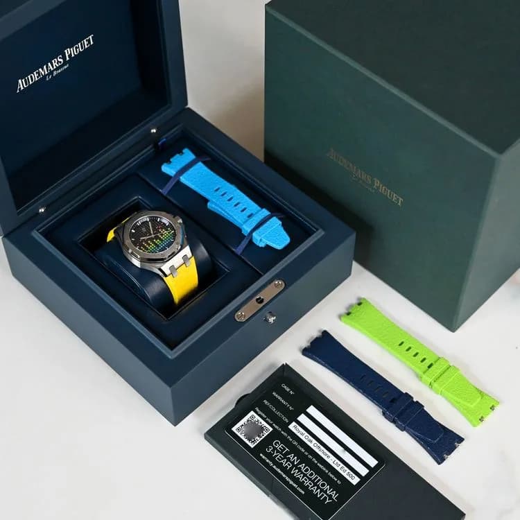 Royal Oak Offshore 77600TI Rubber  – 2022