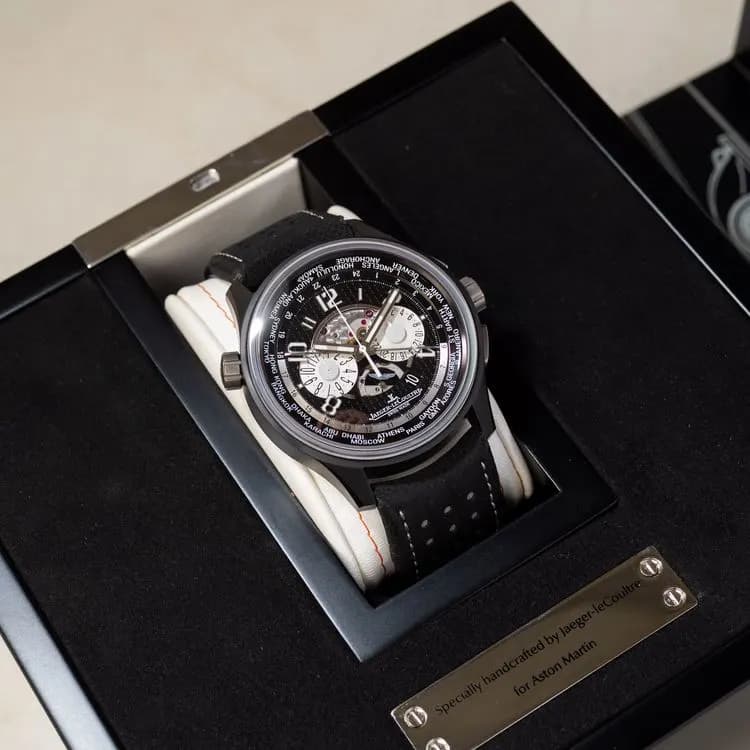 AMVOX5 Q193J471 Composite "Aston Martin" – 2012