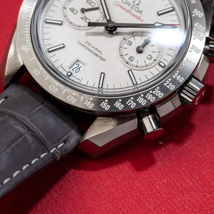 Speedmaster 311.93.44.51.99.001 Alligator "Grey Side of the Moon" – 2016