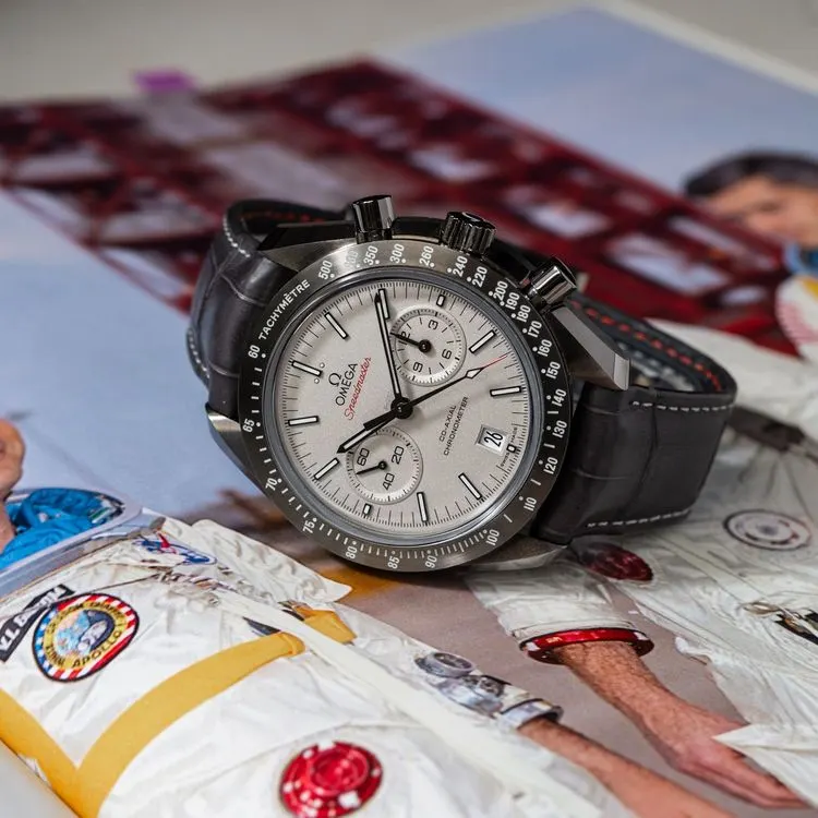 Speedmaster 311.93.44.51.99.001 Alligator "Grey Side of the Moon" – 2016