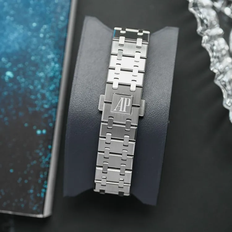 Royal Oak 26715ST Stainless Steel  – 2022