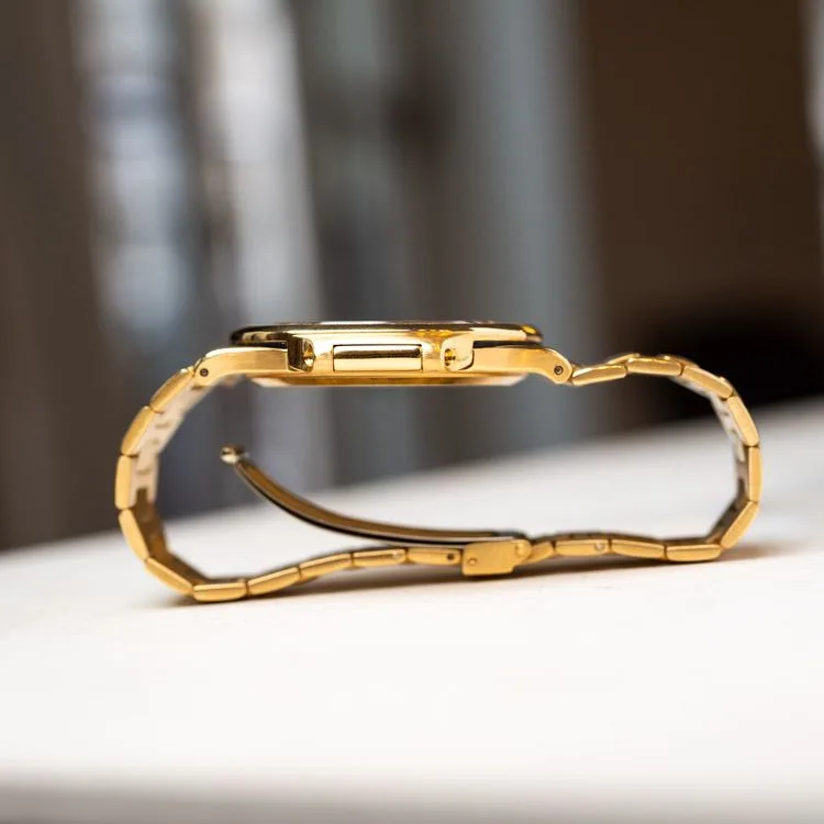 Nautilus 3700/11J Or Jaune "Thin Bracelet" – 1982