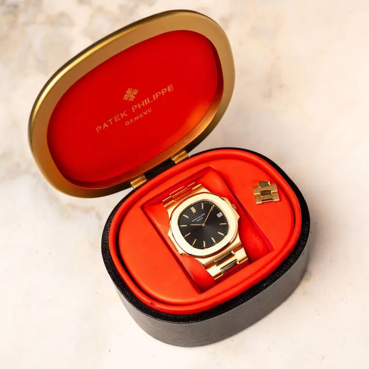 Nautilus 3700/11J Or Jaune "Thin Bracelet" – 1982