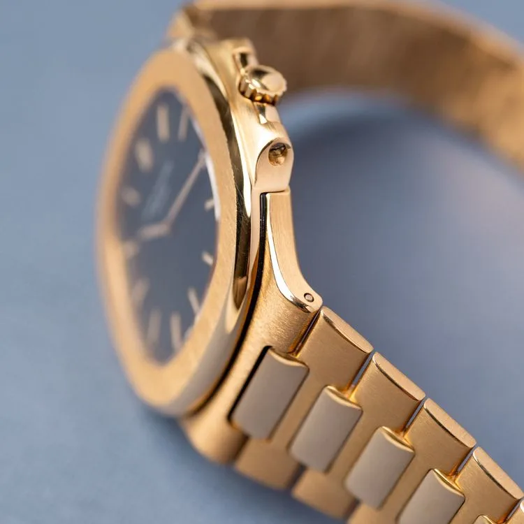 Nautilus 3700/11J Or Jaune "Thin Bracelet" – 1982