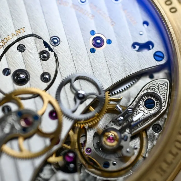 Lange 1 136.021 Leather  – 2021