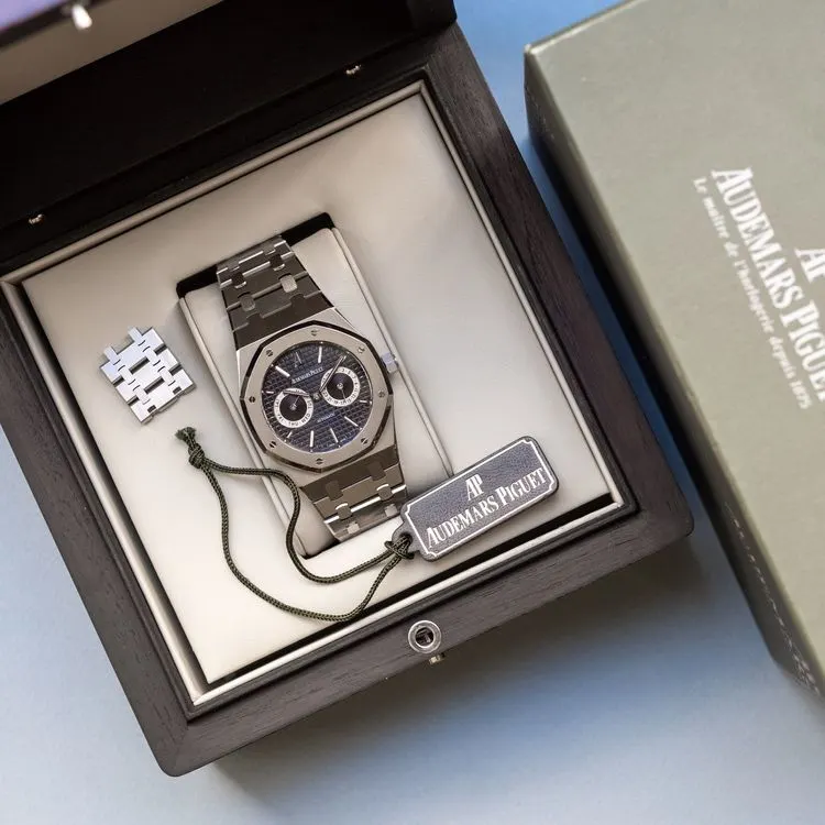 Royal Oak 26330ST Stainless Steel  – 2011