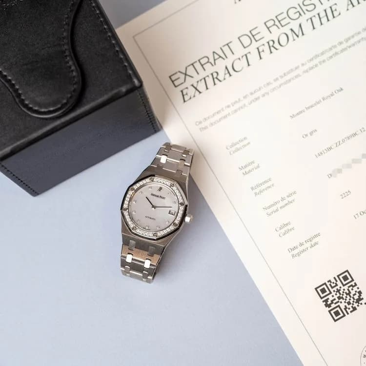 Royal Oak 14813BC.ZZ.0789BC.12 White Gold "Mother of pearl" – 2000