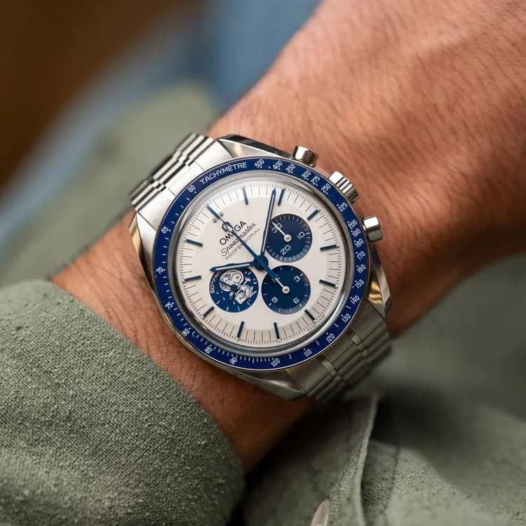 Speedmaster 310.32.42.50.02.001 Acier "Silver Snoopy Award" – 2025