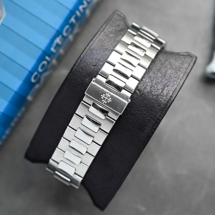 Nautilus 5990/1A-001 Stainless Steel  – 2015