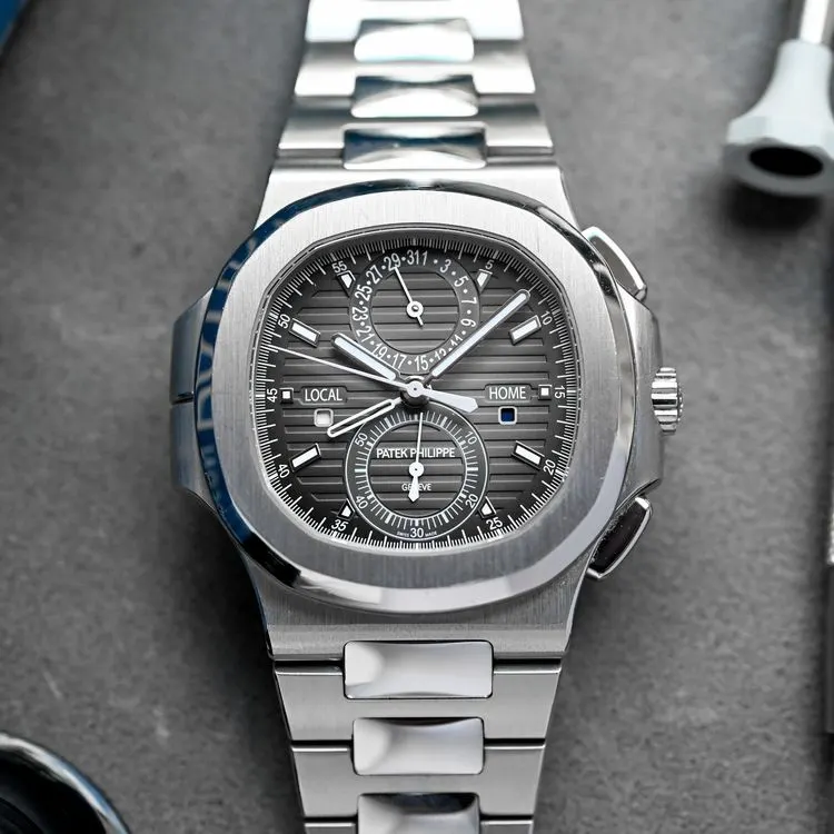 Nautilus 5990/1A-001 Stainless Steel  – 2015