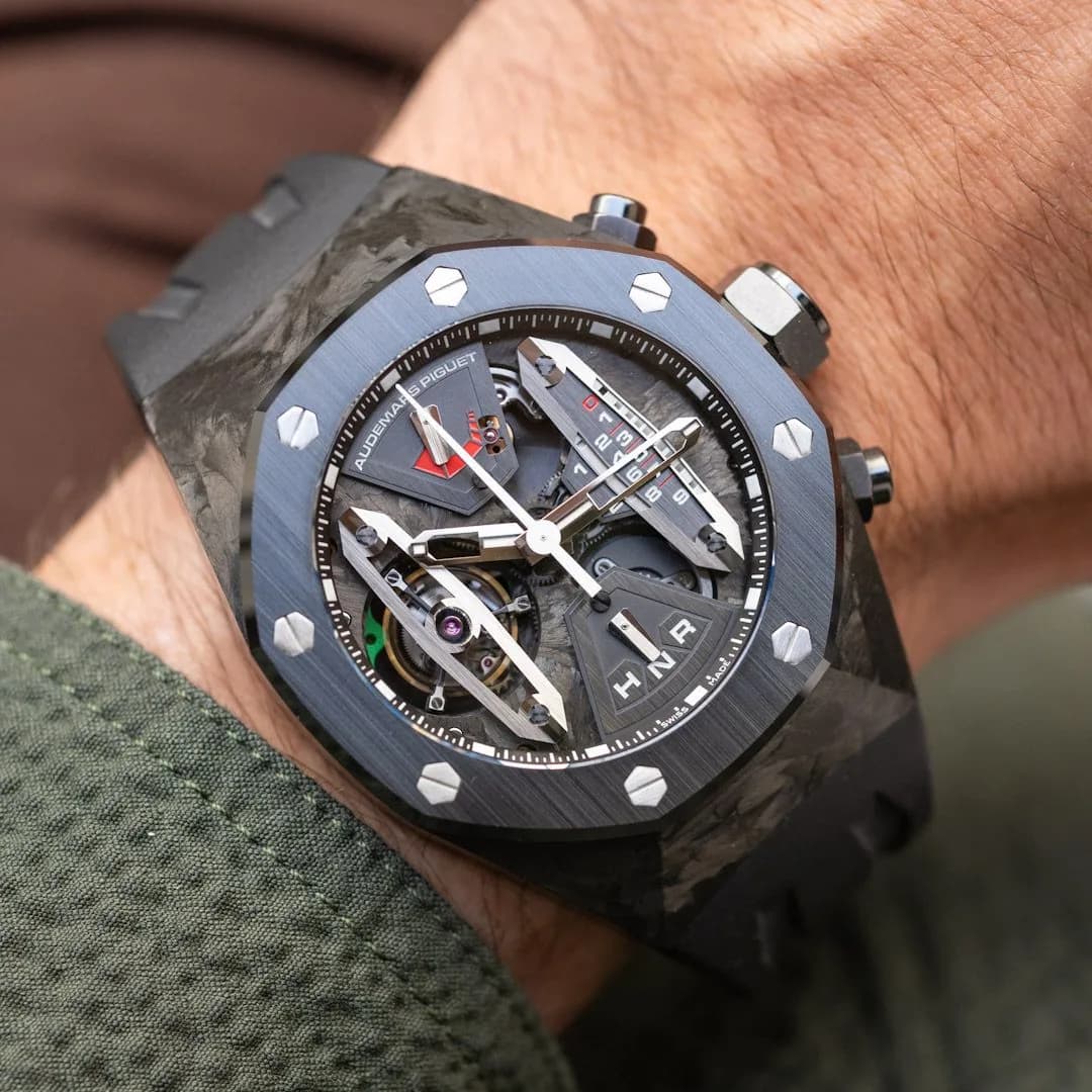 Royal Pop : pourquoi la collaboration Swatch x Audemars Piguet fait déjà polémique