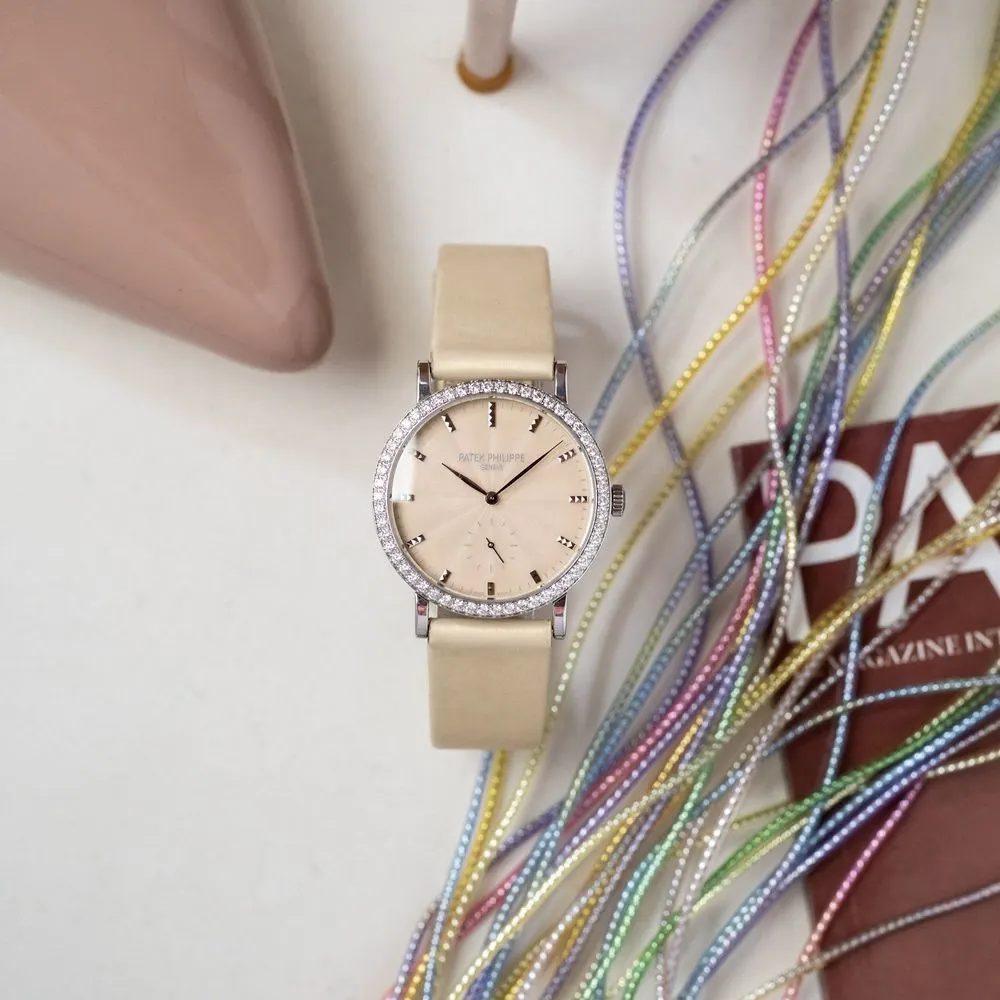 Calatrava 7120G-001 undefined "Lunette Sertie" – 2013