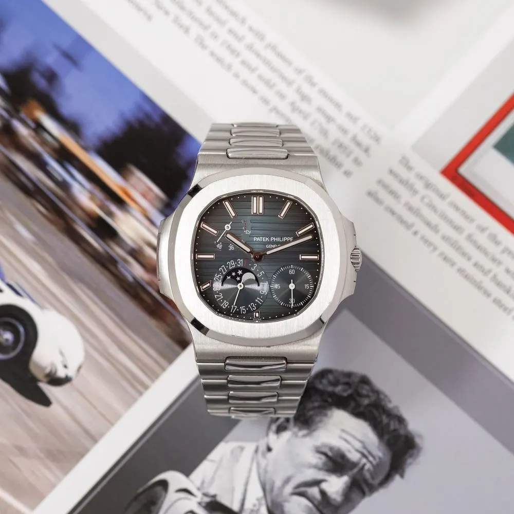 Nautilus 5712/1A-001 undefined "Phases de Lune" – 2011