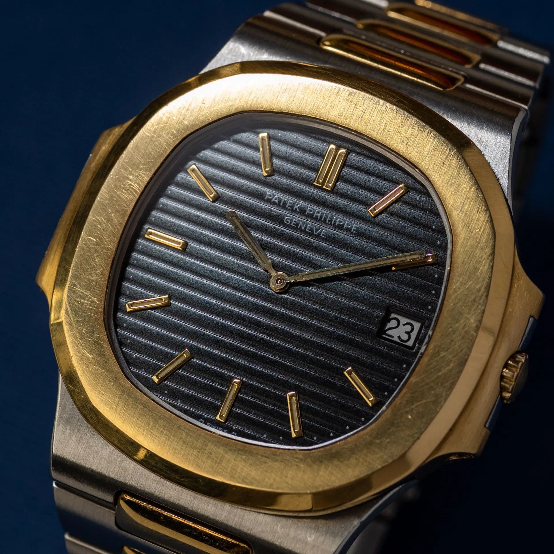 Patek Philippe Nautilus 3700/11AJ Or Acier 41Watch