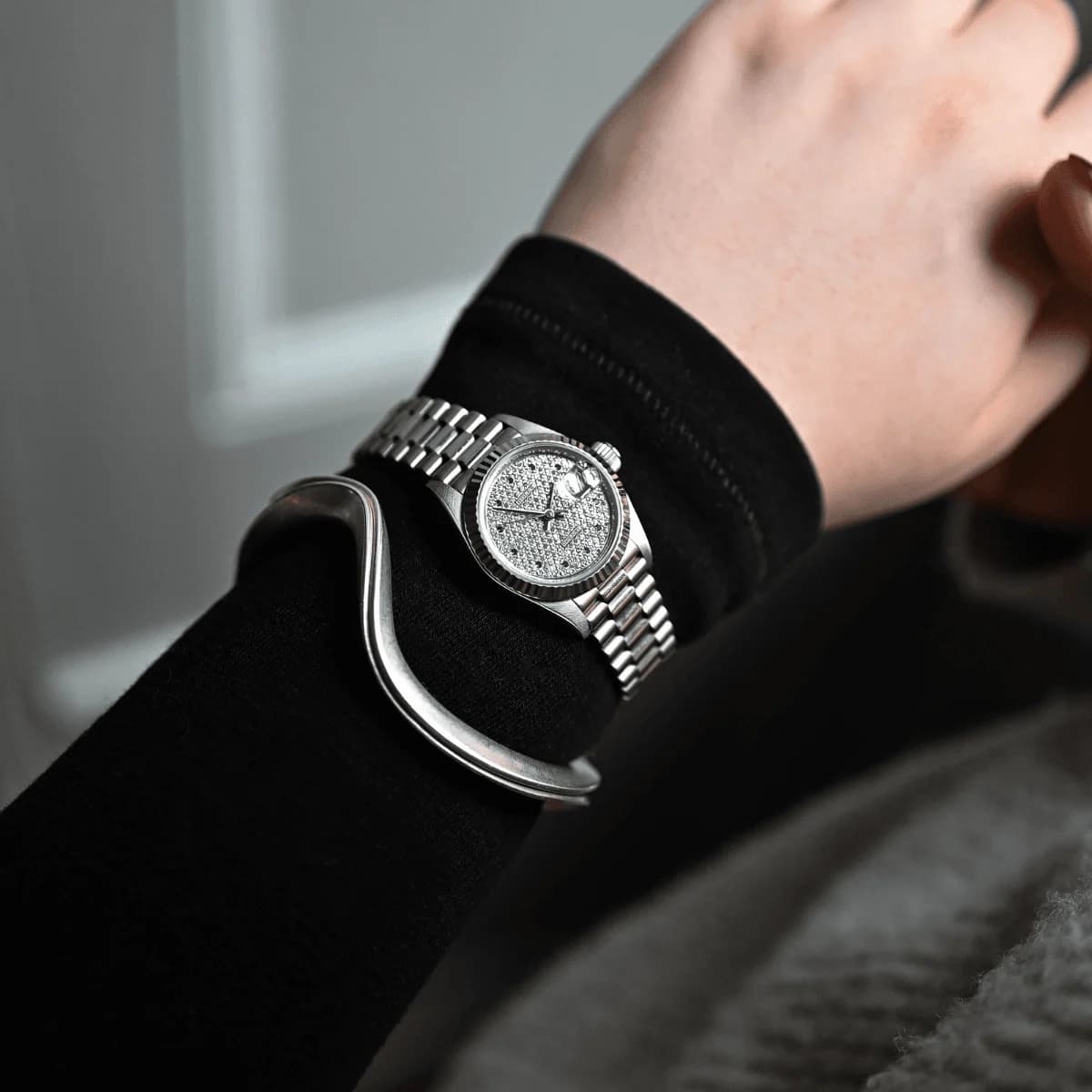 5 montres féminines iconiques à connaître absolument