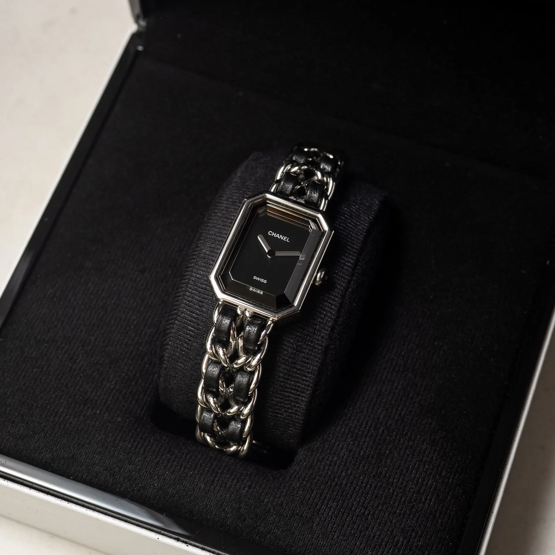Chanel Première H0451 Chaîne Iconique | 41Watch Chanel Première H0451 Chaîne Iconique | 41Watch